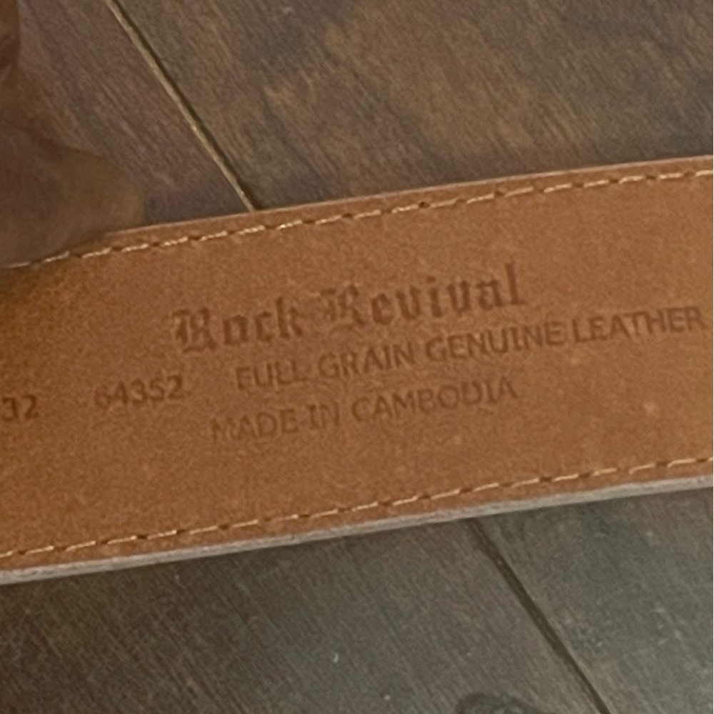 White Rock Georgia Leather Belt
ROCK REVIVAL - Picture 4 of 8